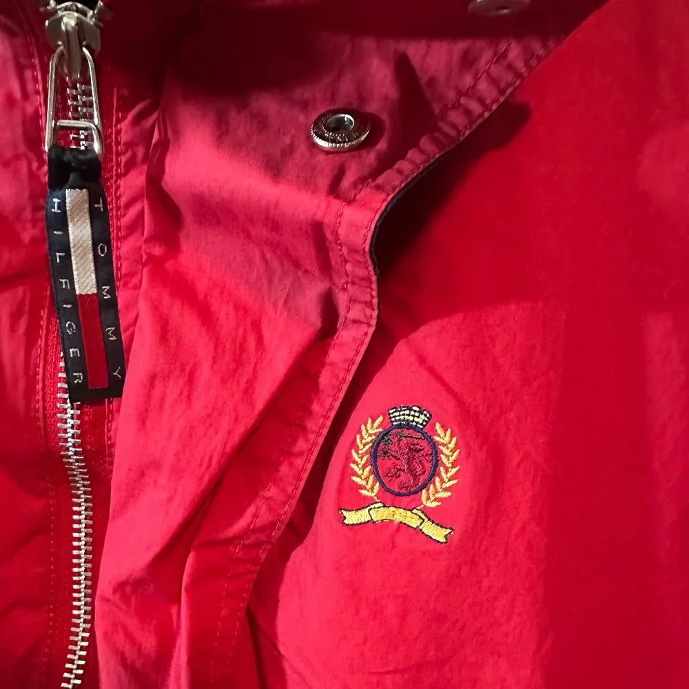 NWOT VINTAGE Tommy Hilfiger Men's Retro Zip Up Windbreaker Jacket